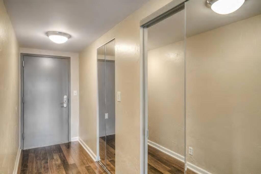 2 Bedroom Heart Of Lodo W/great View/amenities Apartamento DEN